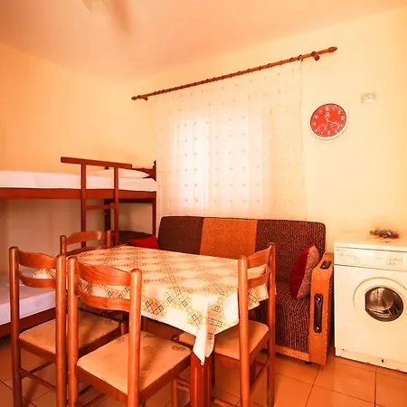 Apartments Velipoja