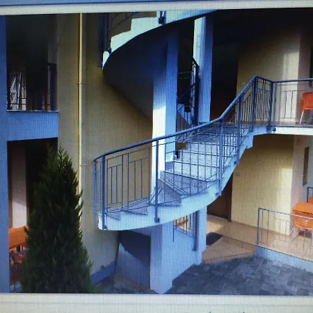 Apartments Velipoja *