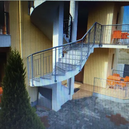 Apartments Velipoja Lägenhet